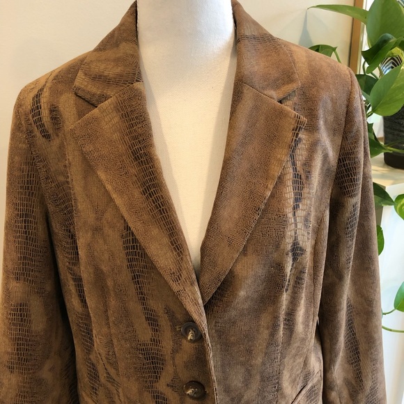 Chico’s Brown Animal Print Blazer - Chico’s Size 1 - Picture 2 of 11